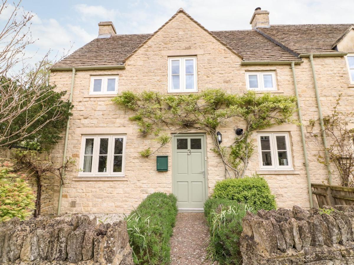 3 Painters Field Villa Cirencester Eksteriør billede
